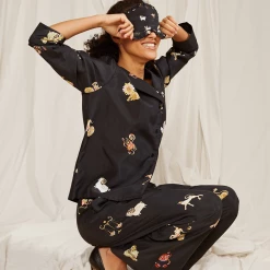 Cynthia Rowley women Zodiac Silk Eye Mask 11 Cynthia Rowley women Zodiac Silk Eye Mask -Dress Forum Sales 1806b0c602b74c07a1e09dff64a77697 1a5a8df1 907c 4daf 9b35 41872fa3650c 1080x