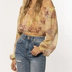 Amuse Society women Yasmin Woven Top in Toffee