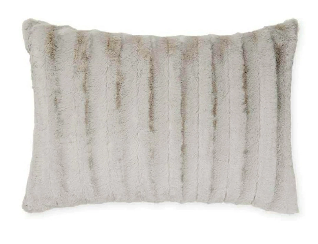 Faux Addict Luxury Faux Fur Pillow 3 Faux Addict Luxury Faux Fur Pillow