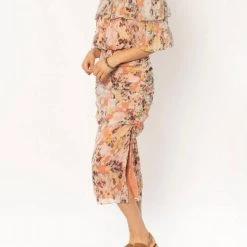 Amuse Society women Anza Short Sleeve Woven Top in Cayenne