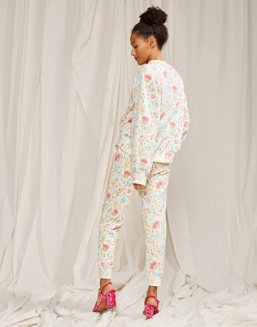 Cynthia Rowley women Everly Floral Sweatpants 8 Cynthia Rowley women Everly Floral Sweatpants - Image 6