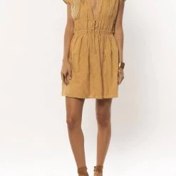Amuse Society women Cleo Short Sleeve Woven Dress in Cinnamon