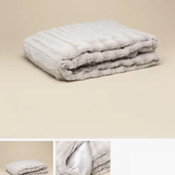 Faux Addict Luxury Faux Fur Oversized Throw 8 Faux Addict Luxury Faux Fur Oversized Throw -Dress Forum Sales c88c39abcb0544bb8cdb652da3f49b4a 1080x