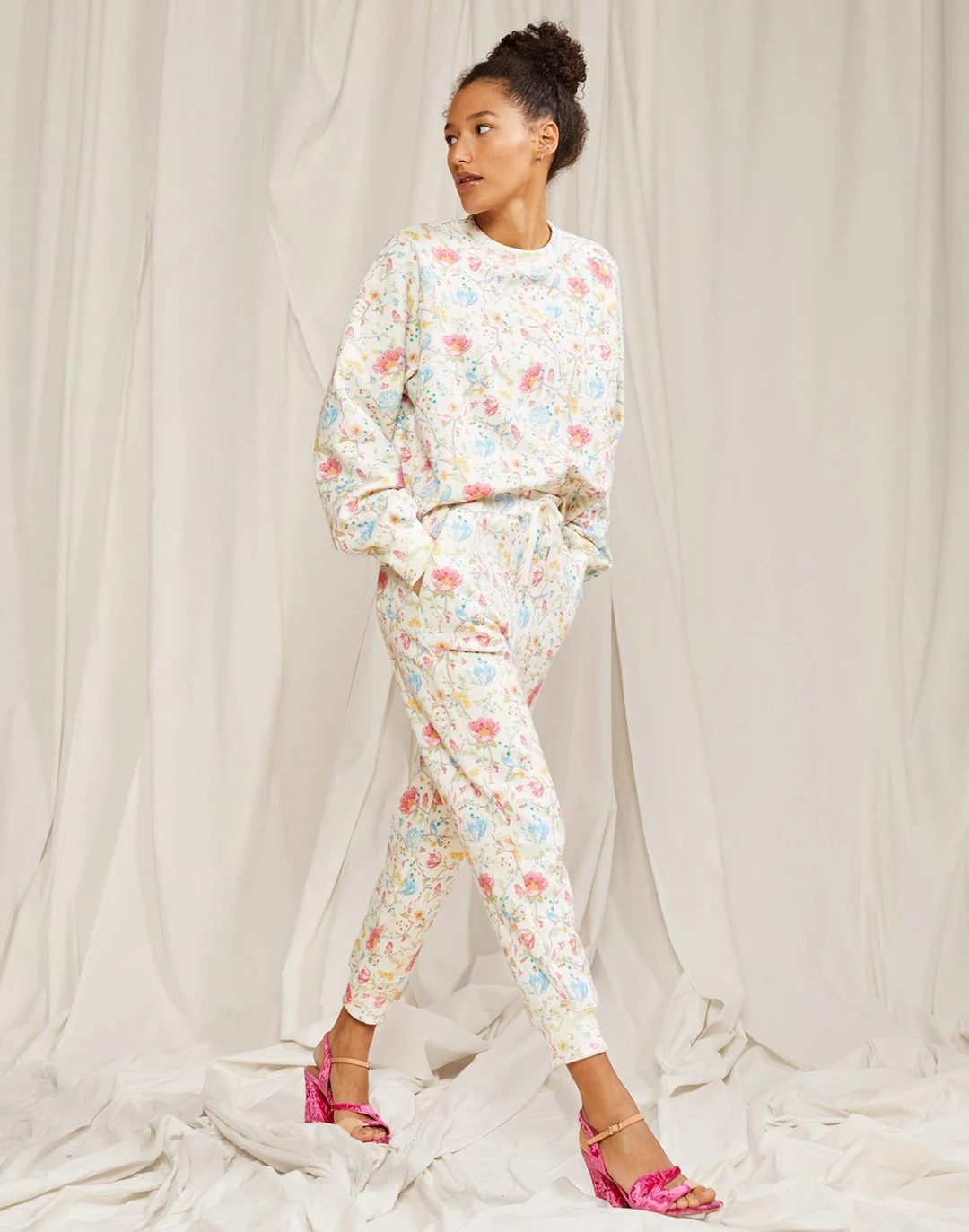 Cynthia Rowley women Everly Floral Sweatpants 3 Cynthia Rowley women Everly Floral Sweatpants